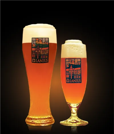 Pivo Bière de Noël 16° v pohári