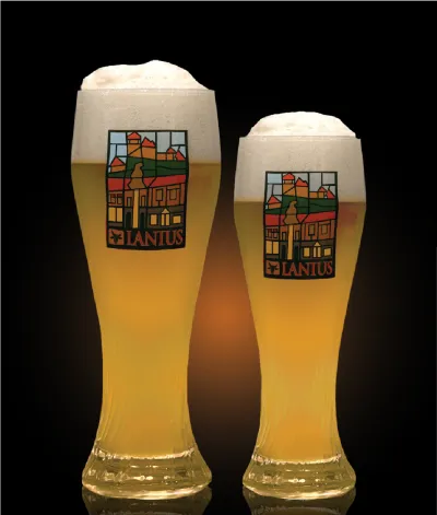 Pivo Trenčianske pšeničné svetlé 13° v pohári